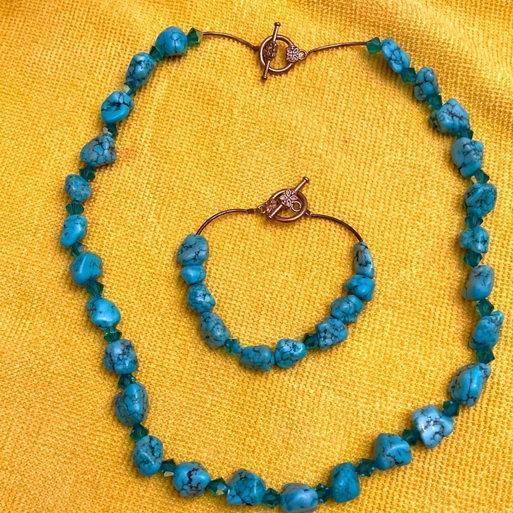Necklace and bracelet  